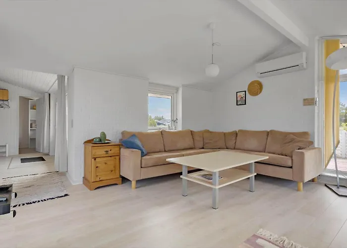 621-hvide-sande-dortheasvej-8 * Bjerregård