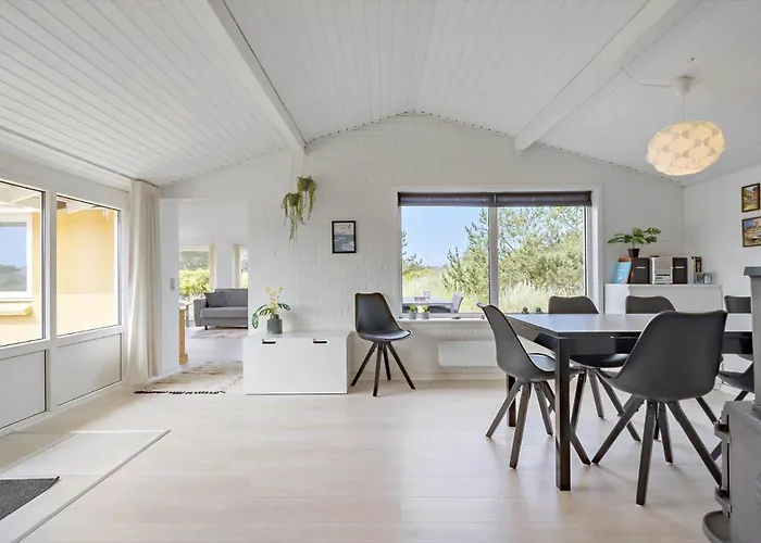 621-hvide-sande-dortheasvej-8 * Bjerregård